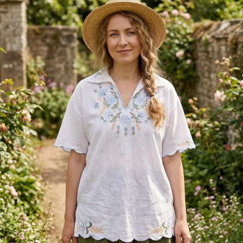 Vintage Cottagecore Embroidered Linen-Blend Blouse | Size 44 (Medium/Large